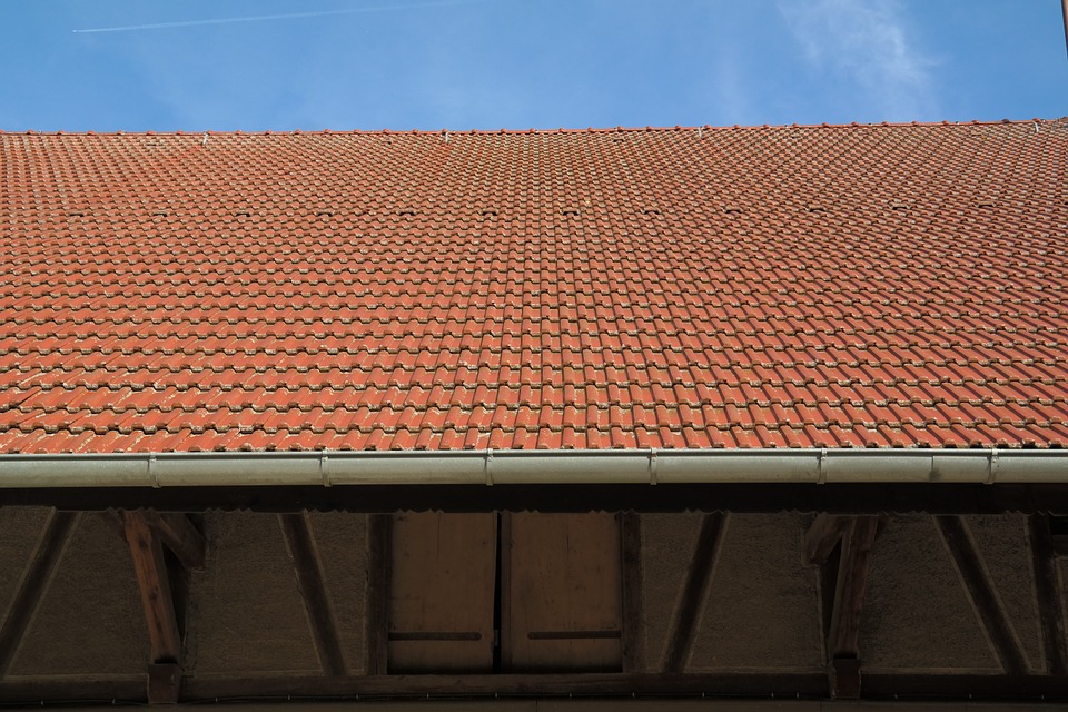 roof gutter